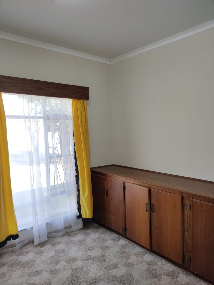 5 Bedroom Property for Sale in Virginia Free State
